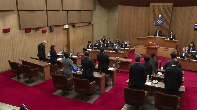 発言する柏木隆寿議長