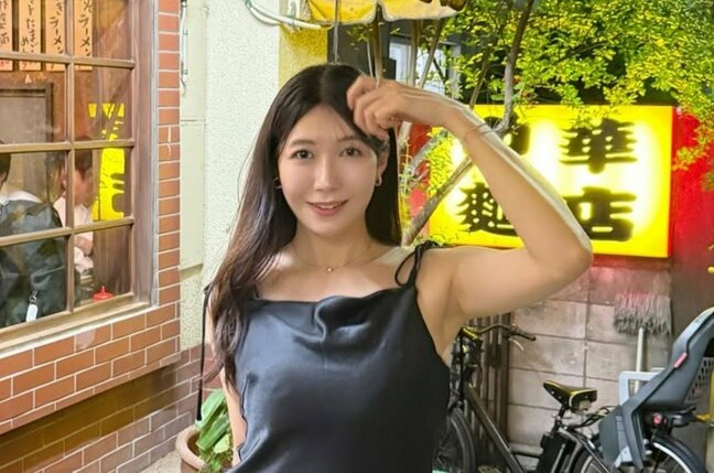 【 穂川果音 】 「そろそろ町中華行きたいなぁ」 黒いドレス姿のオフショット公開|TBS NEWS DIG