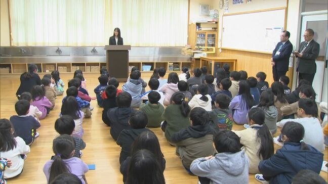 「宿題を早めに終わらせてゆっくり過ごしたいです」　小学校で終業式|TBS NEWS DIG