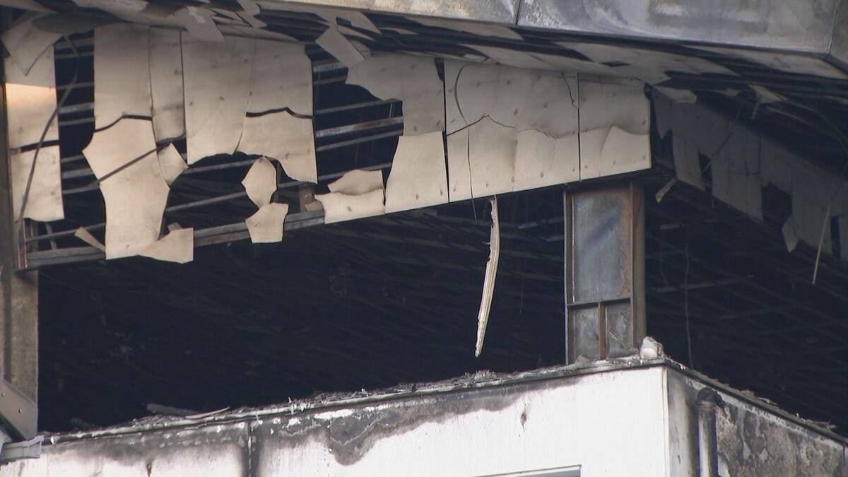 放火の可能性低く“電気系統のトラブル”か 高校で築35年以上の体育館が全焼した火災 出火原因は TBS NEWS DIG