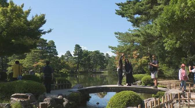 兼六園のお盆無料開園は3万5200人が入園 2025年を約5%下回るも3年連続で3万人超|TBS NEWS DIG