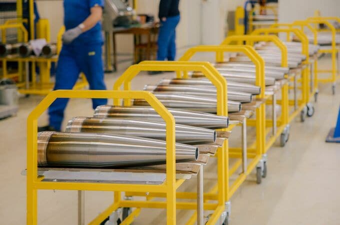 ドイツ政府系ファンド、武器メーカーへの投資解禁－安保環境変化受け