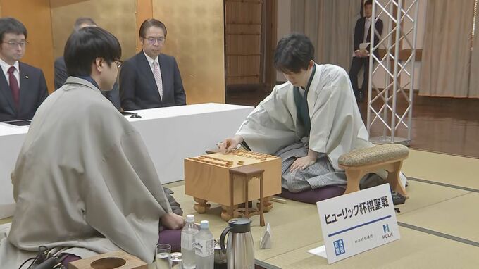 将棋・棋聖戦第2局始まる　藤井六冠が勝利し7連覇に王手かけるか　服部七段が意地見せ踏みとどまるか|TBS NEWS DIG