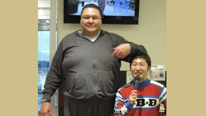 なべやかんさん　元横綱・曙太郎さんを追悼「俺の頭が役に立っていた。また一緒にお仕事したかったな。」|TBS NEWS DIG