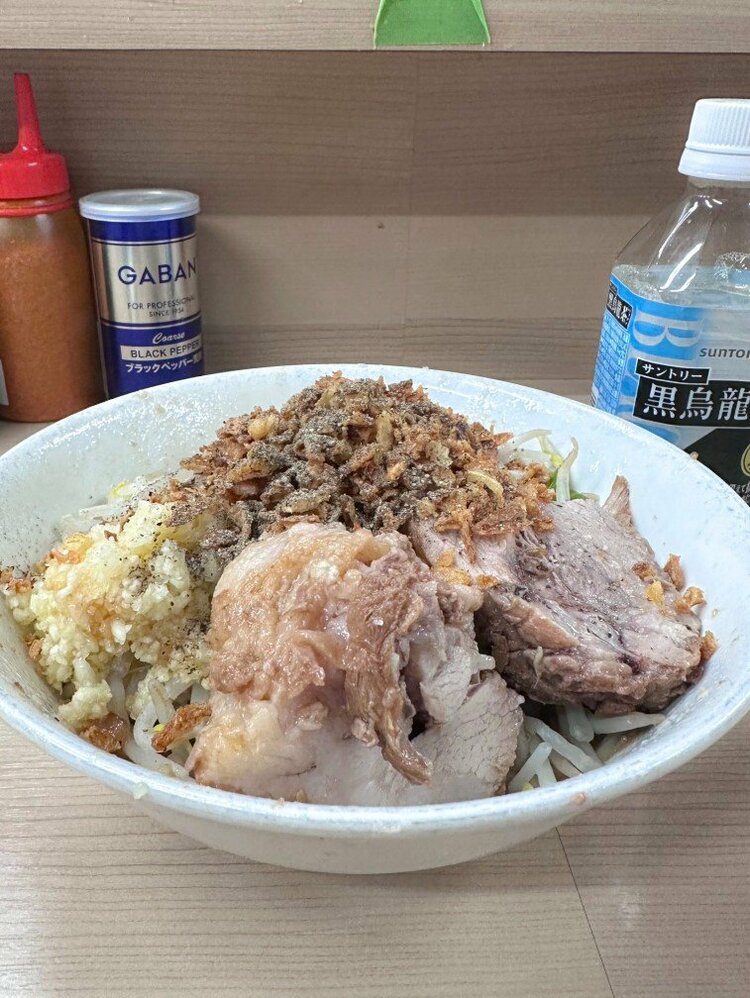 LOVE】大谷映美里 すっぴんオフで「汁なし チーズ ニンニクアブラ