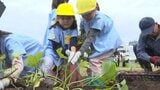 「楽しかった!焼き芋にして食べたい」競馬場の中にある畑で保育園児と競馬の騎手が力を合わせてサツマイモを収穫 岩手・奥州市|TBS NEWS DIG
