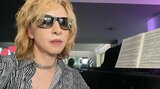 【YOSHIKI】”メロディーが降り続く”「それが止まらなくて、眠れない」癒やすべき身体に相反する創意　フォロワーからは心配や期待の声|TBS NEWS DIG