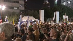 人質解放を待つ大規模集会6万人超参加 トランプ政権特使らも 貢献度が低いとみられたかネタニヤフ首相には厳しい反応が… イスラエル|TBS NEWS DIG