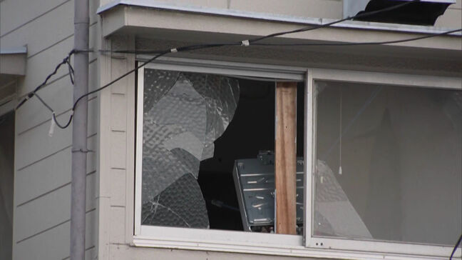 「たばこに火をつけようとしたら激しく燃え上がった」住人の男性　アパートで爆発音は”ガス爆発”か　福岡県北九州市|TBS NEWS DIG