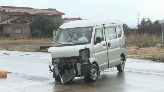 20歳の男性が運転する軽自動車が電柱に衝突 男性は意識不明の重体 石川・小松市　|　石川県のニュース｜MRO北陸放送