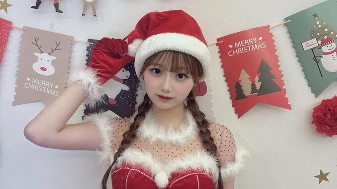 【希空】「クリスマスイヴだね」サンタコスであいさつ　YouTubeではケーキも爆誕|TBS NEWS DIG