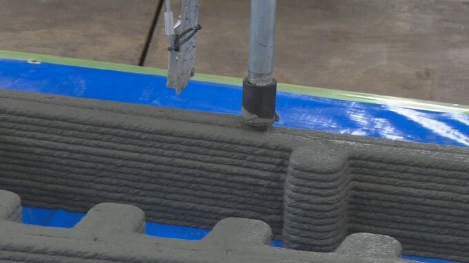 県内初「建設用3Dプリンター」見学会　簡単操作で工期短縮にも期待|TBS NEWS DIG
