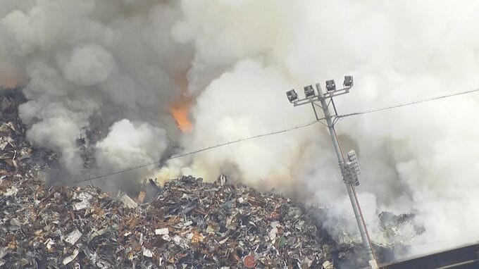 愛知･東海市の大同特殊鋼 知多工場の火事は約37時間経っても鎮火せず 自動車部品の鋼材などを生産する工場は稼働　|　名古屋・愛知・岐阜・三重のニュース【CBC news】 | CBC web
