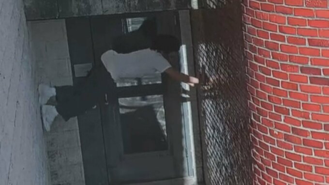 米・刑務所から脱走の手口明らかに 殺人罪で服役中の男が逃走中|TBS NEWS DIG