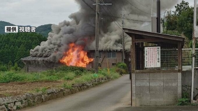 臼杵市で住宅と隣接する建物が燃える火事　40代の男性住民と連絡が取れず　安否確認を急ぐ　大分　|　大分のニュース｜OBS NEWS｜大分放送
