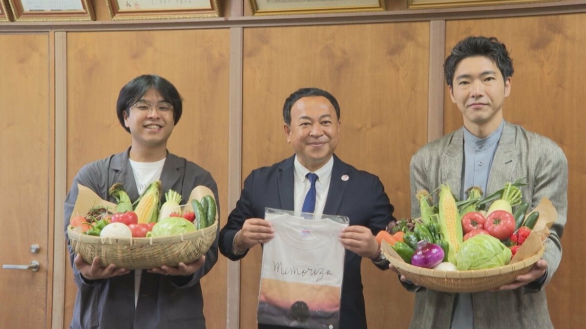 俳優の柄本佑さんが来県　竹田市で撮影した長編映画の完成を受け市長を表敬訪問　大分