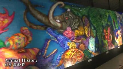 厳しく優しかった亡き母への思いがあふれる版画や色鮮やかな動物画