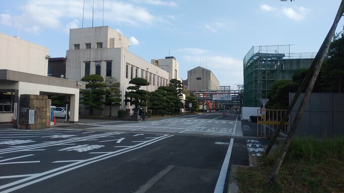 UBE宇部ケミカル工場内で化学物質流出　４人が気分不良訴え病院に搬送、アンモニア含むガス流出か|TBS NEWS DIG