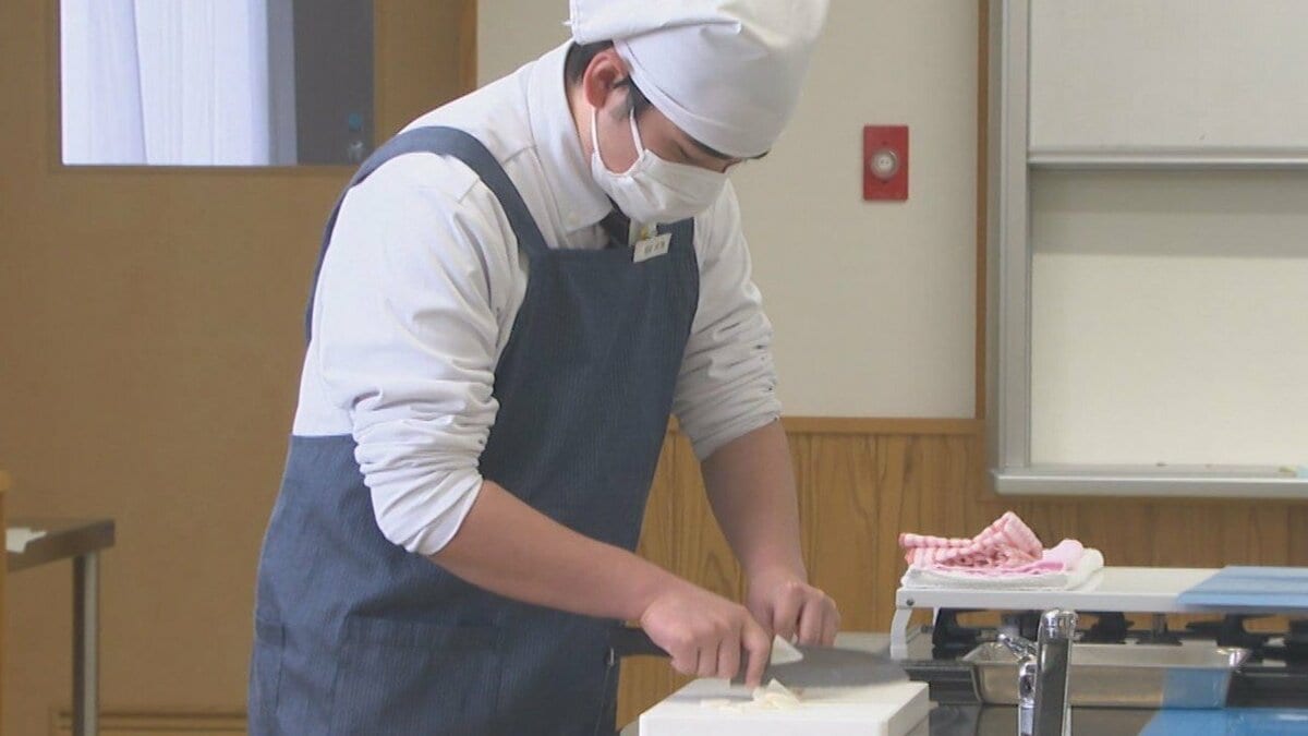 ビジネススキル育成コンテスト開催　支援学校の生徒が調理や接客技術を披露　大分