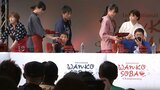 「わんこそば世界大会」を初開催 8つの国と地域から79人が参加 盛岡市|TBS NEWS DIG