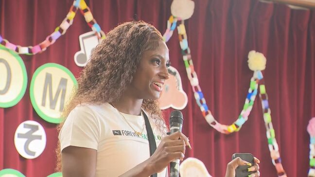 サーモン選手「楽しい一日なりました」世界陸上・ジャマイカ選手団と園児が交流 「一緒に遊ぶのも写真撮るのも楽しかった」|TBS NEWS DIG