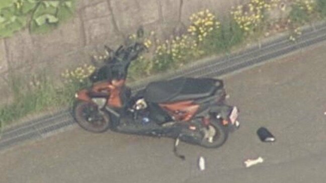 【速報】オートバイと乗用車が衝突　40代くらいの男性ライダーが意識不明　乗用車がオートバイを追い越す際に衝突か　北海道千歳市の支笏湖畔|TBS NEWS DIG