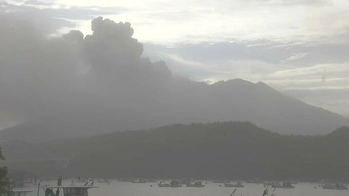 桜島今年15回目の噴火　噴煙1300メートル|TBS NEWS DIG