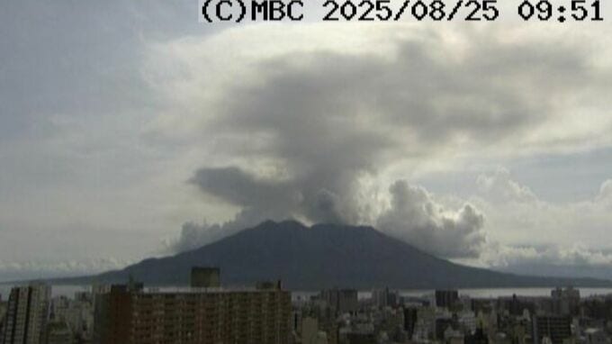 桜島で連続噴火続く　噴煙２２００ｍ【きょう25日の降灰予報（詳細）】鹿児島|TBS NEWS DIG