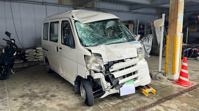 千葉・松戸市の踏切内でレール交換作業中に飲酒運転の車にはねられ男性1人が死亡2人けが　フィリピン国籍の男（19）を現行犯逮捕　千葉県警|TBS NEWS DIG