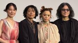 左腕にギプス【 Chara 】30年ぶり「スワロウテイル」〝涙を我慢して観た〟岩井俊二監督〝生きているとそれなりに色々ある〟|TBS NEWS DIG