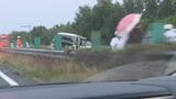 東名高速でトラックなど車5台絡む事故 5人がけが 名古屋市でも車3台絡む事故|TBS NEWS DIG