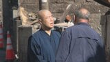 大阿闍梨・塩沼亮潤住職が佐賀関火災の被災地を訪問　「前向きな気持ちを持ち続けて」とエール|TBS NEWS DIG