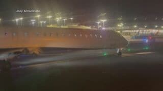 NY空港で航空機同士が接触 主翼が折れる事故 1人が軽傷 デルタ航空の子会社| TBS CROSS DIG with Bloomberg