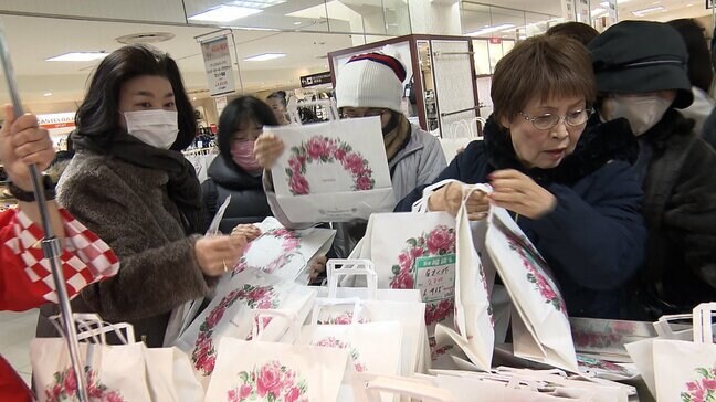 「これを買わないと正月が来ないのよ」岡山高島屋で初売り 福袋はあす(4日)まで販売|TBS NEWS DIG