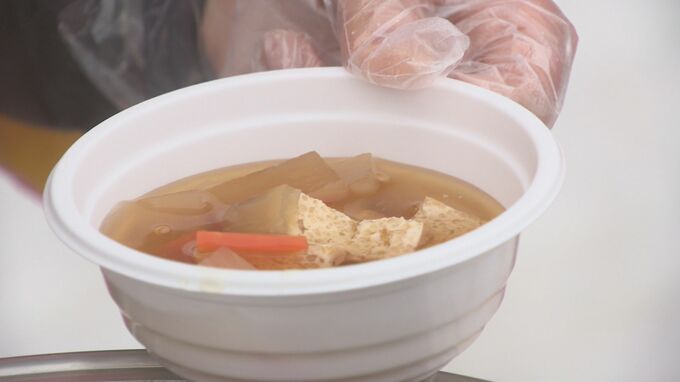 “ほんこ汁”のふるまいでスキー客らもほっと一息「一里野温泉盛り上げたい」　|　石川県のニュース｜MRO北陸放送