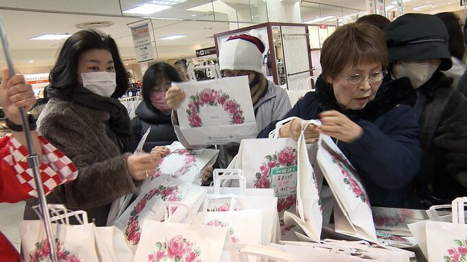 「これを買わないと正月が来ないのよ」岡山高島屋で初売り　福袋はあす（4日）まで販売|TBS NEWS DIG
