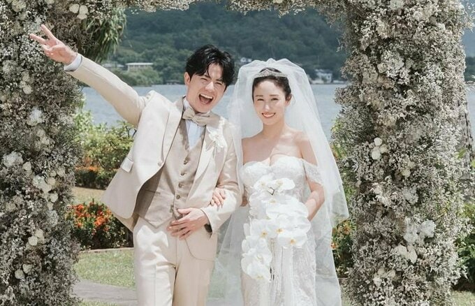 【 藤森慎吾 】 「ハワイで結婚式をしてきました」「最高にかわうぃー花嫁と娘でした」　結婚式の写真を公開　「素敵な式になり良かったです」|TBS NEWS DIG