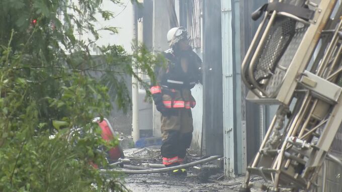 火事の室内にいた69歳男性を近隣住民が救出　木造民家が全焼　石垣市　|　沖縄のニュース｜RBC 琉球放送