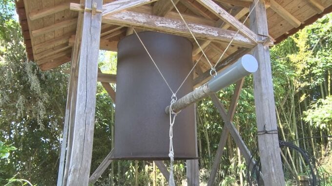 山間の寺に響く戦後80年の鐘の音「ガソリンの一滴は血の一滴」代用燃料作ったドラム缶を供出した鐘の代わりに…現存は全国４か所か|TBS NEWS DIG