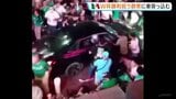 W杯勝利を祝うファンの群衆に車突っ込む 17人けが うち2人重体 メキシコ西部|TBS NEWS DIG