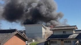 「地震かと思うくらい揺れた」住宅火災で3人の遺体見つかる 4～13歳の子ども4人と連絡取れず 男女2人ケガ 三重・津市|TBS NEWS DIG