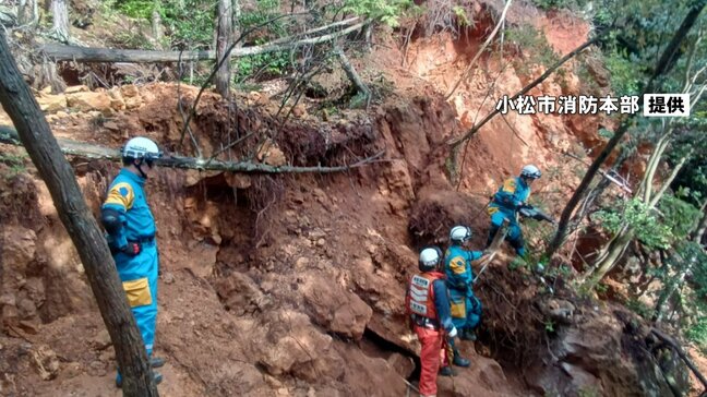 土砂の中から心肺停止の30代男性発見 石川・小松市の土砂崩れ 一緒にいた男性は「水晶を探していた」|TBS NEWS DIG