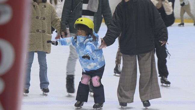 通常週末の3倍以上の来場者　オリンピックのフィギュア効果　アイススケート場賑わう　山梨・小瀬スポーツ公園|TBS NEWS DIG