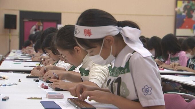 258人がそろばんの腕競う　大分市で全九州珠算選手権　|　大分のニュース｜OBS NEWS｜大分放送