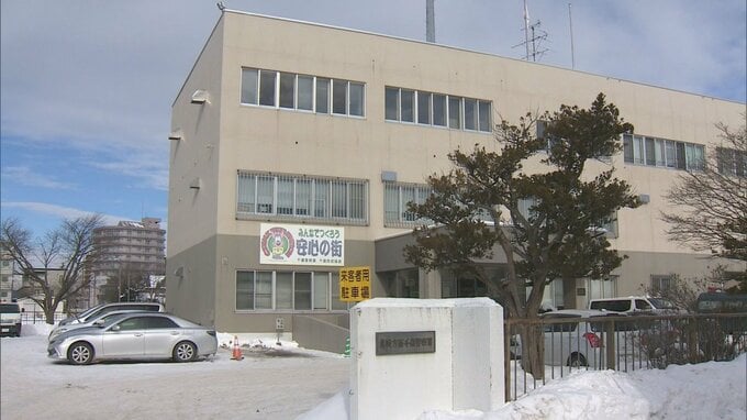 深夜、自宅で飲酒中にトラブル？駆けつけた警察官2人を突き飛ばし…公務執行妨害容疑で現行犯逮捕の41歳男「まちがいありません」　|　北海道のニュース｜HBC北海道放送