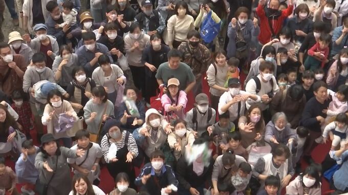 ウォーホルの「３億円の箱」購入で話題…鳥取県立美術館で上棟式 〝餅まき〟に市民ら熱狂　|　BSSニュース | BSS山陰放送