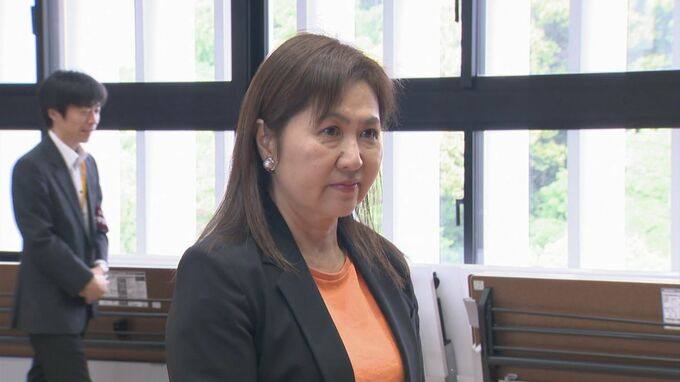 「永田町にいろんなことを物言いに行くっていう気持ち」　衆院島根１区補選　立憲・亀井さんに当選証書付与　|　BSSニュース | BSS山陰放送