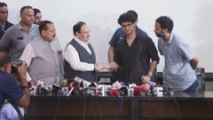 インドで大学入試不正などめぐるデモ拡大を受け教育相が辞任 「ゴキブリ人民党」は要求が受け入れられたとして抗議活動の終了を宣言| TBS CROSS DIG with Bloomberg