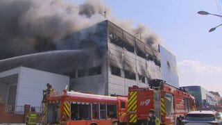 韓国の自動車部品工場で大規模火災　10人の死亡確認と現地メディア報じる| TBS CROSS DIG with Bloomberg