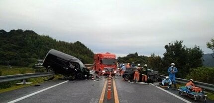 画像】高速道路の正面衝突・死亡事故、片方の車がセンターライン